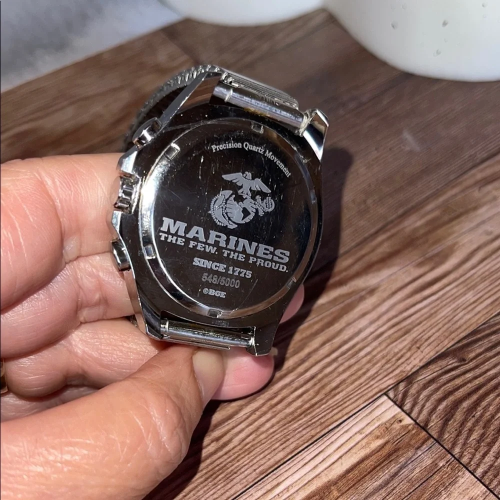 Elegant Two-Tone Metal Watch Marines The Few The Praud ..